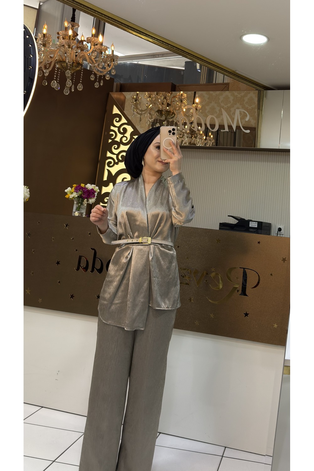 Three Light Capella Takım